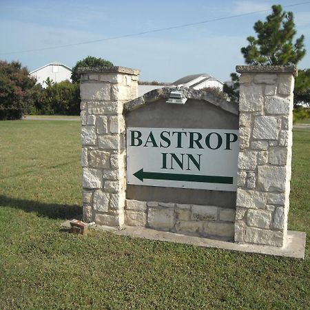 Bastrop Inn Exterior photo